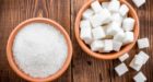 علاقة خطيرة بين زيادة الملح والسكر وفيروس كورونا..معلومات جد مهمة