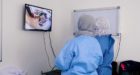 المغرب يقلص مدة الحجر الصحي في المستشفيات ويفرضه بالبيوت