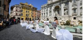 عرائس إيطاليا يحتجن على تأجيل زواجهن.