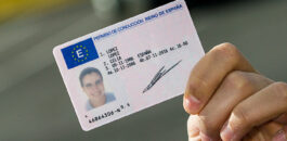 هل يمكنك القيادة في إسبانيا برخصة سياقة أجنبية؟ وكيف يتم تبديل رخصة السياقة؟ إليك التفاصيل