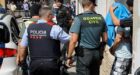 الحرس المدني الإسباني بمليلية يفكك شبكة إجرامية مختصة في تجنيس مغربيات مقابل مبالغ مالية