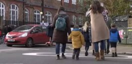 الحكومة البريطانية تقرر إغلاق جميع المدارس الابتدائية في لندن