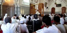 خطيب مسجد ينتفض خلال صلاة الجمعة لهذا السبب