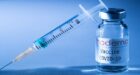 فرنسا تعلن الجرعة الرابعة للقاح كورونا بالنسبة لهذه الفئة