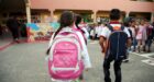 انتشار المخدرات والانحراف أمام المدارس يخيف آباء وأولياء التلاميذ