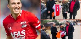 حسام الحياني لاعب فريق نهضة زايو لكرة القدم يحصل على قميص وحذاء اللاعب الدولي المغربي أسامة الإدريسي