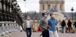 فرنسا ترفع إلزامية وضع الكمامات وجواز التلقيح
