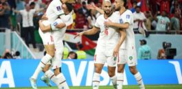 لاعبان مغربيان ضمن التشكيل المثالي لكأس العالم 2022 حسب صحيفة “ماركا”