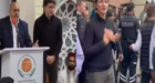 طرد رئيس الوزراء الكندي من مسجد بسبب دعمه لإسرائيل(فيديو)
