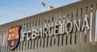 قرار حكومي يمنع لاعبي برشلونة من الاستحمام بعد المباريات
