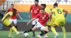 المنتخب المصري ينجو من الخسارة أمام الموزمبيق في الوقت القاتل