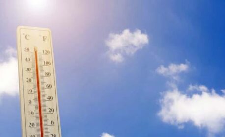 طقس الأحد.. تساقطات ثلجية وأمطار ورعد ورياح قوية بهذه المناطق المغربية